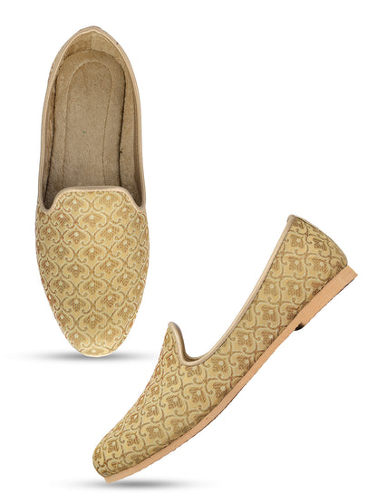 DESI COLOUR Mens Gold Ethnic Footwear/Punjabi Jutti