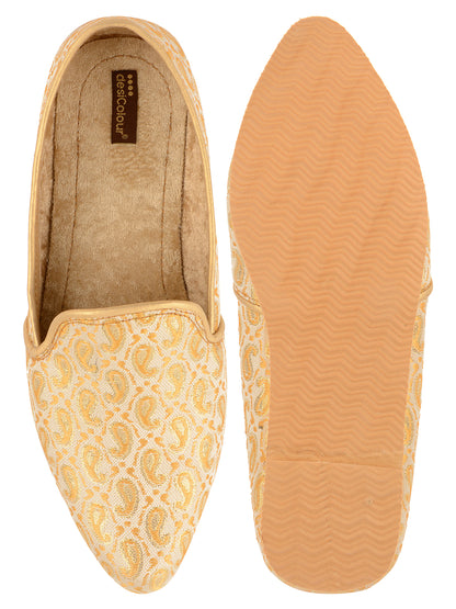 DESI COLOUR Mens Gold Ethnic Footwear/Punjabi Jutti