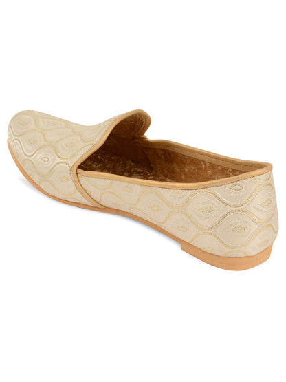 DESI COLOUR Mens White Ethnic Footwear/Punjabi Jutti