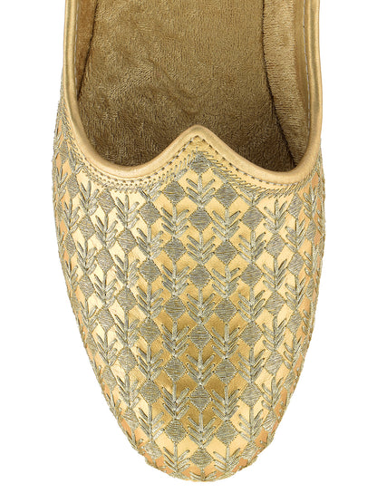 DESI COLOUR Mens Gold Ethnic Footwear/Punjabi Jutti