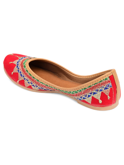 DESI COLOUR Women Red Ethnic Punjabi Jutti