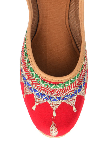 DESI COLOUR Women Red Ethnic Punjabi Jutti