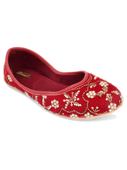 DESI COLOUR Women Maroon Ethnic Punjabi Jutti