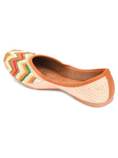 DESI COLOUR Women Multicolour Ethnic Punjabi Jutti