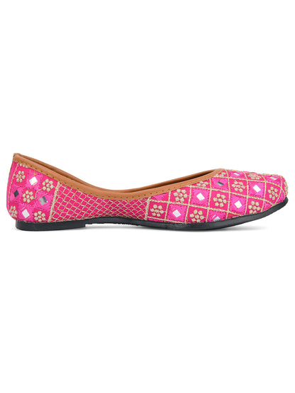 DESI COLOUR Women Pink Ethnic Punjabi Jutti