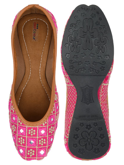 DESI COLOUR Women Pink Ethnic Punjabi Jutti