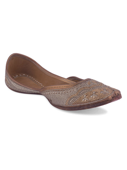 DESI COLOUR Women Brown Ethnic Punjabi Jutti