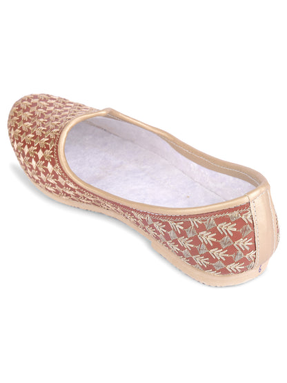 DESI COLOUR Mens Gold Ethnic Footwear/Punjabi Jutti