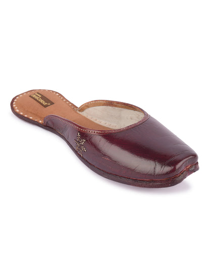 DESI COLOUR Women Brown Elegant Leather Ethnic Mules