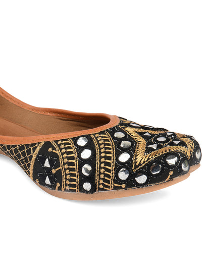 DESI COLOUR Women Black Ethnic Punjabi Jutti