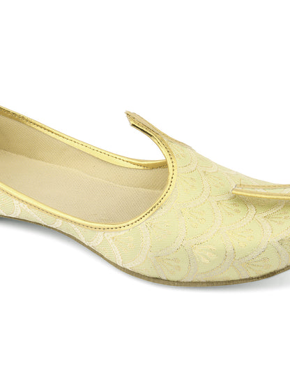 DESI COLOUR Mens Gold Ethnic Footwear/Punjabi Jutti