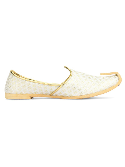 DESI COLOUR Mens Gold Ethnic Footwear/Punjabi Jutti