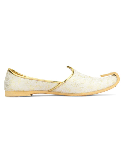 DESI COLOUR Mens White Ethnic Footwear/Punjabi Jutti