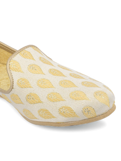 DESI COLOUR Mens Gold Ethnic Footwear/Punjabi Jutti