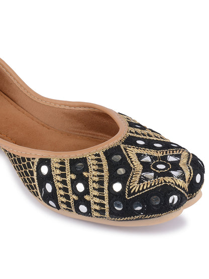 DESI COLOUR Women Black Ethnic Punjabi Jutti