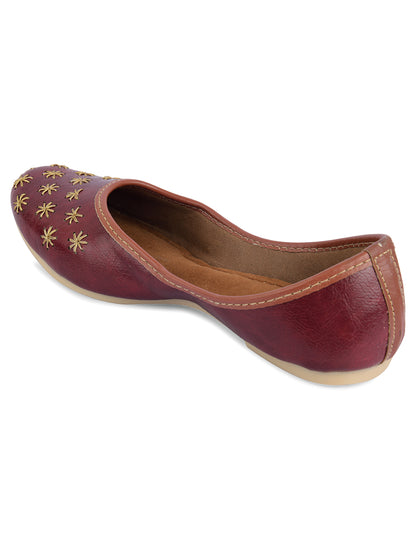 DESI COLOUR Women Brown Ethnic Punjabi Jutti