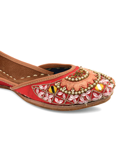 DESI COLOUR Women Red Ethnic Punjabi Jutti