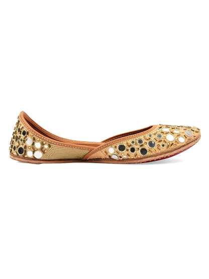 DESI COLOUR Women Yellow Embellished Leather Mojaris