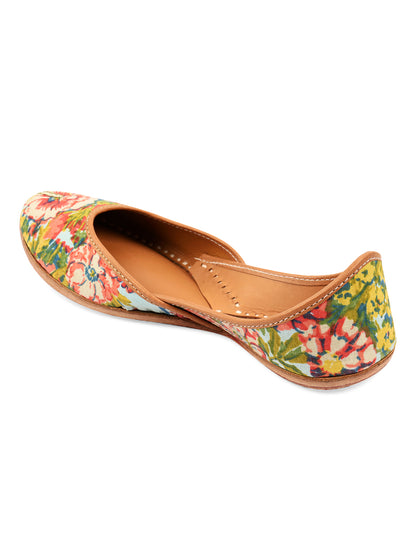 DESI COLOUR Women Multicoloured Printed Leather Mojaris