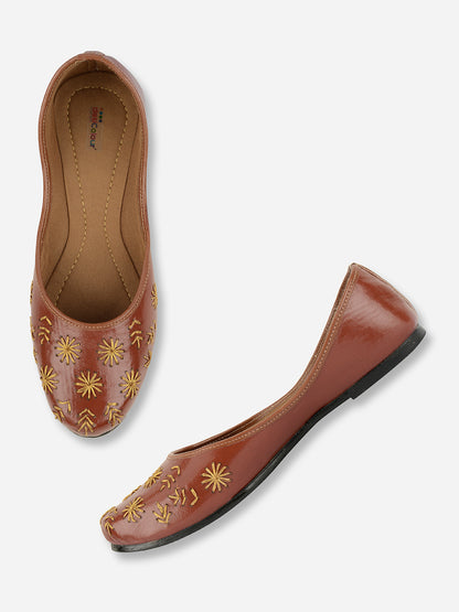 DESI COLOUR Women Brown Ethnic Ballerinas Flats