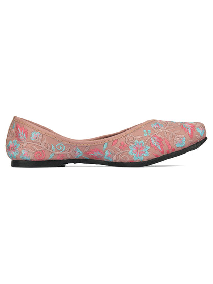 DESI COLOUR Women Peach-Coloured Leather Ethnic Mojaris with Embroidered Flats