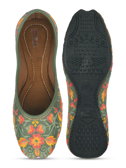 DESI COLOUR Women Green Printed Leather Ethnic Mojaris