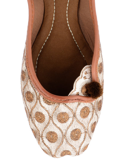 DESI COLOUR Women Copper-Toned Ethnic Mojaris Flats