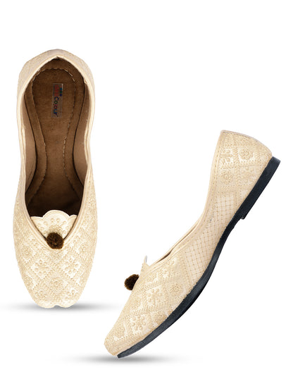 DESI COLOUR Women Gold-Toned Embellished Leather Ethnic Mojaris Flats