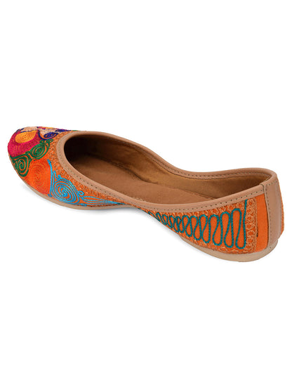 DESI COLOUR Women Multicoloured Embroidered Ethnic Mojaris Flats