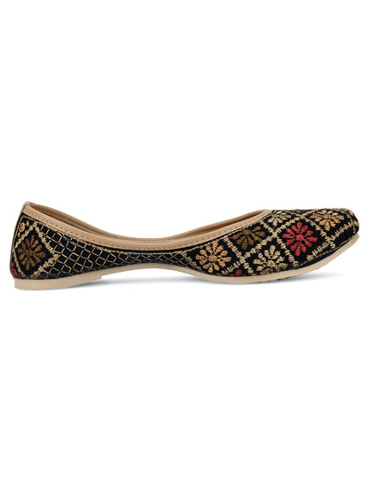 DESI COLOUR Women Black Embellished Ethnic Ballerinas Flats