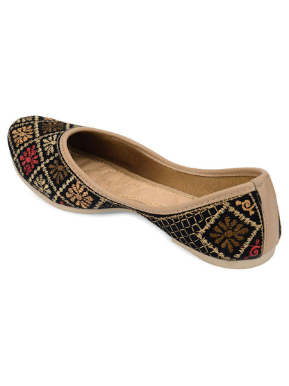 DESI COLOUR Women Black Embellished Ethnic Ballerinas Flats