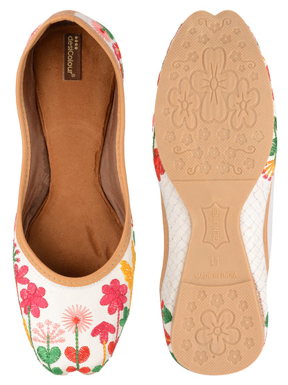 DESI COLOUR Women White Embroidered Comfy Ethnic Flats