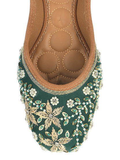 DESI COLOUR Women Green Embellished Ethnic Mojaris Flats