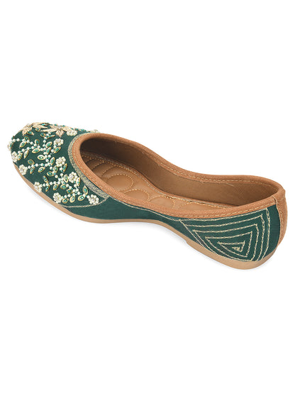 DESI COLOUR Women Green Embellished Ethnic Mojaris Flats