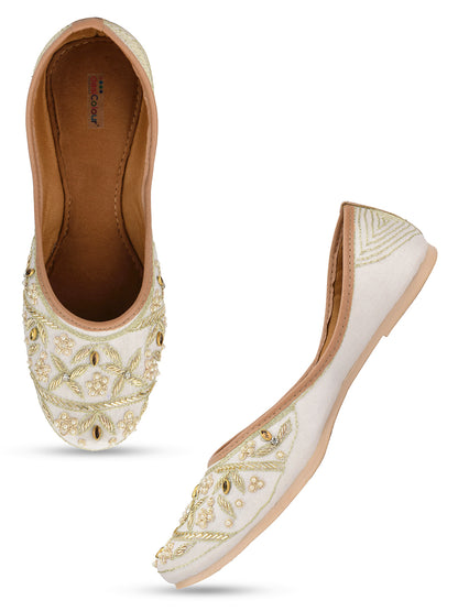 DESI COLOUR Women Off White Embellished Pearls Ethnic Mojaris Flats