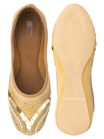 DESI COLOUR Women Gold-Toned Ethnic Mojaris Flats