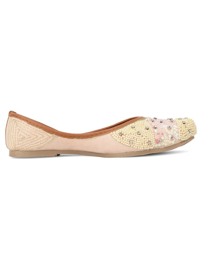 DESI COLOUR Women Off White Embellished Ethnic Mojaris Flats