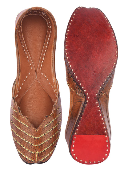 DESI COLOUR Women Red Handcrafted Embellished Leather Mojaris