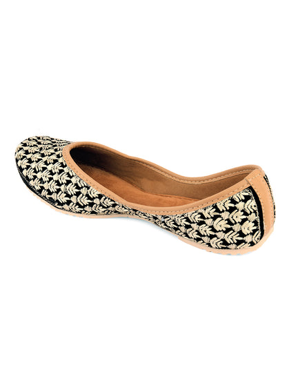 DESI COLOUR Women Black Printed Leather Ethnic Mojaris Flats