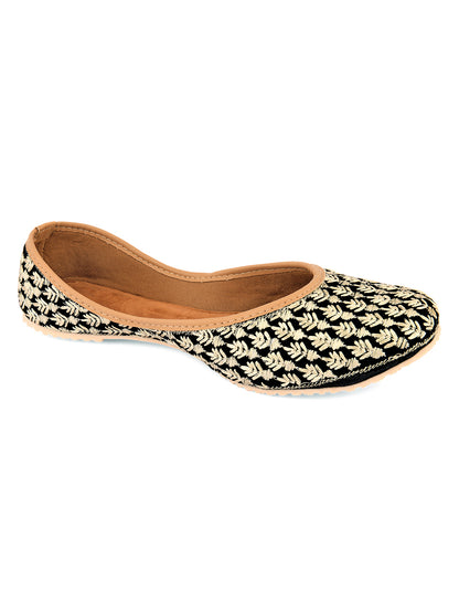 DESI COLOUR Women Black Printed Leather Ethnic Mojaris Flats