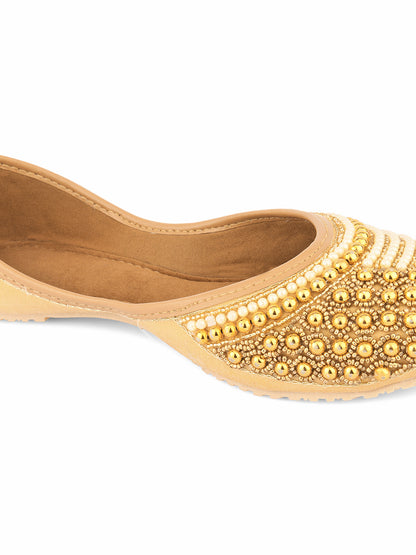 DESI COLOUR Women Gold-Toned Embellished Mojaris