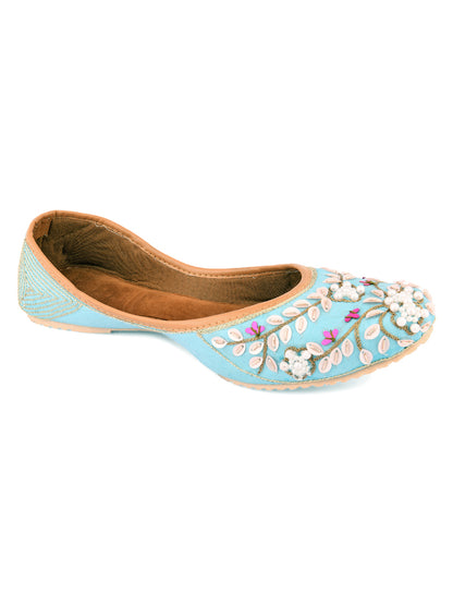 DESI COLOUR Women Turquoise Blue Embellished Mojaris