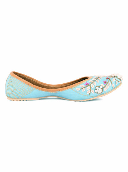 DESI COLOUR Women Turquoise Blue Embellished Mojaris