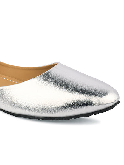 DESI COLOUR Women Silver-Toned Ballerinas Flats