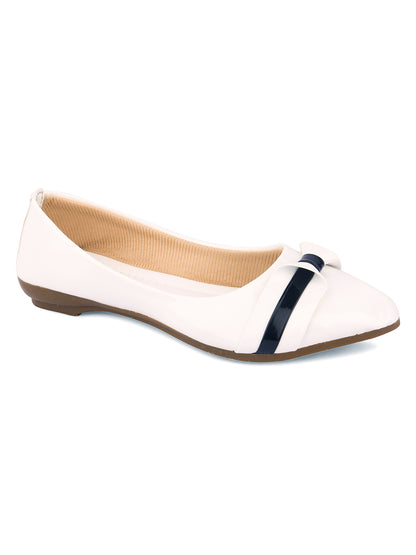 DESI COLOUR Women White Colourblocked Ballerinas with Bows Flats