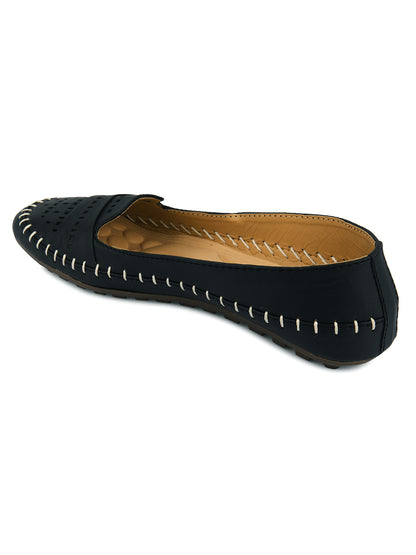 DESI COLOUR Women Black Ballerinas with Laser Cuts Flats