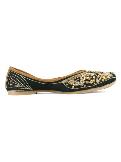 DESI COLOUR Women Peach-Coloured Embellished Leather Ethnic Mojaris Flats