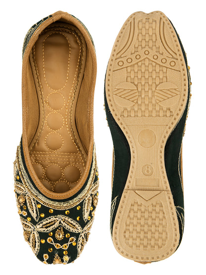 DESI COLOUR Women Gold-Toned Ethnic Mojaris Flats