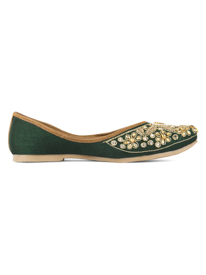 DESI COLOUR Women Gold-Toned Ethnic Mojaris Flats