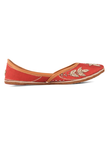 DESI COLOUR Women Maroon Embellished Leather Ethnic Mojaris Flats